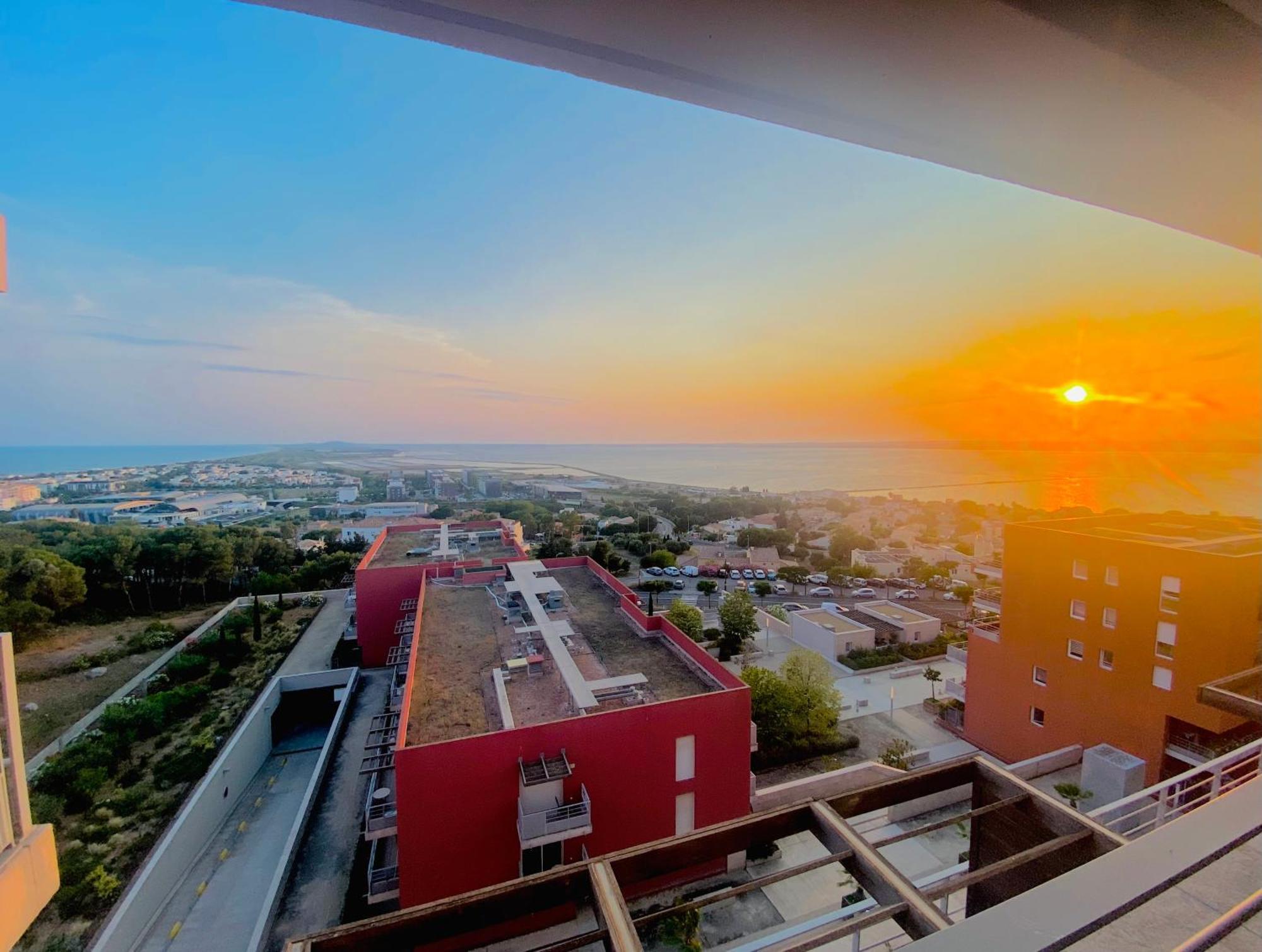 Luxueux T3 Piscine Et Vue Somptueuse Apartment Sete Luaran gambar